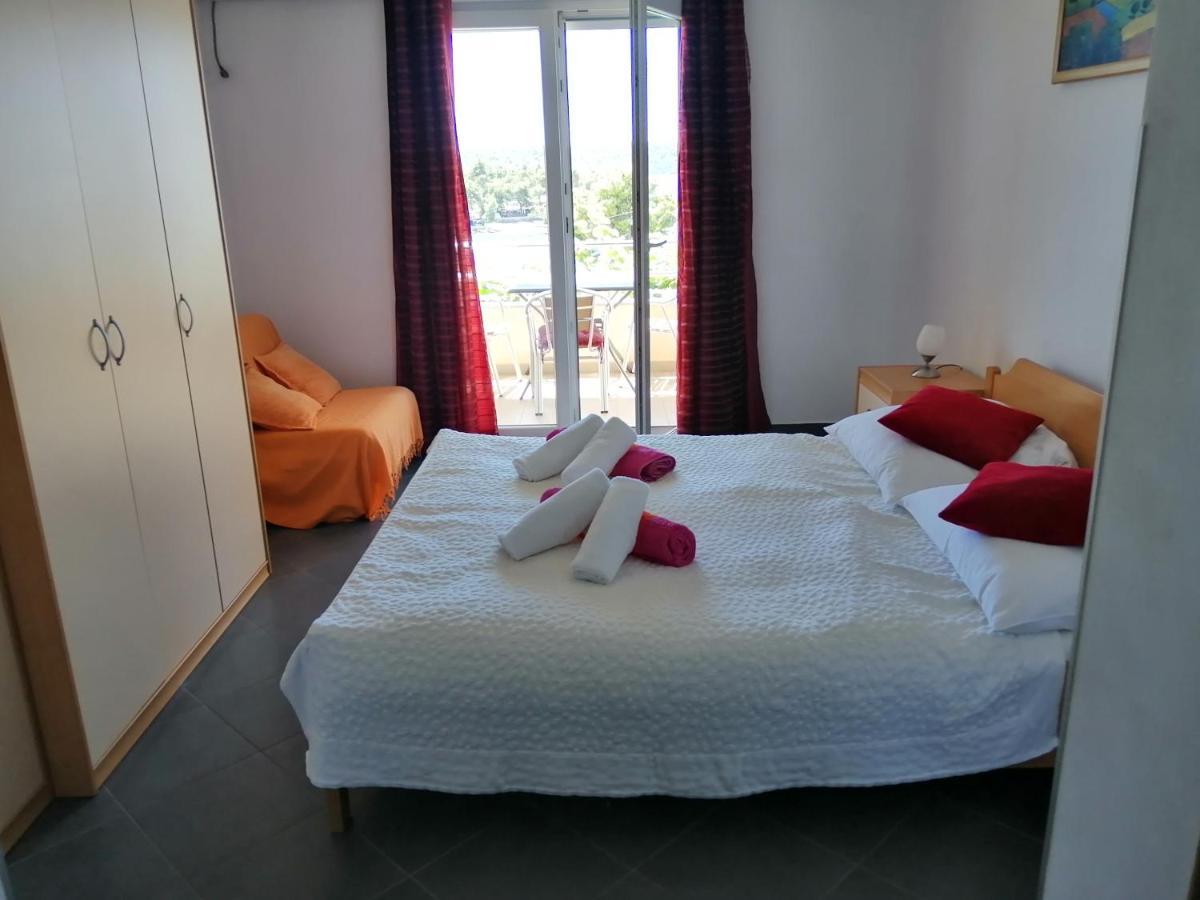 Apartments Saldun Trogir Exterior photo